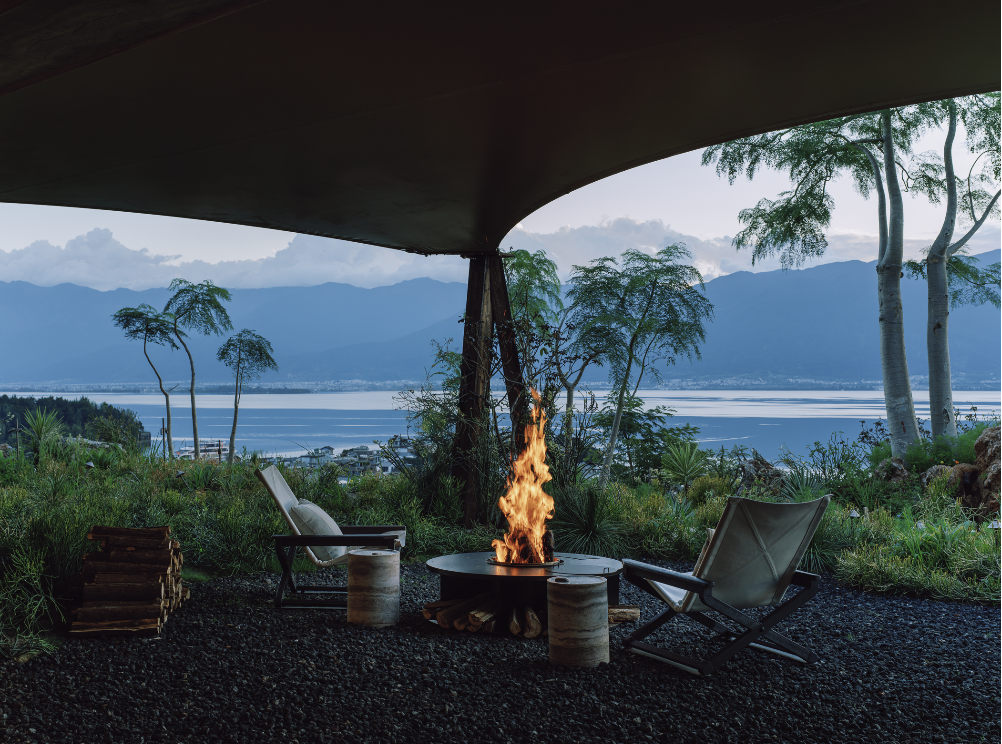 Erhai Lake view from Anque Wuji Cliff Sea View Hotel Dali